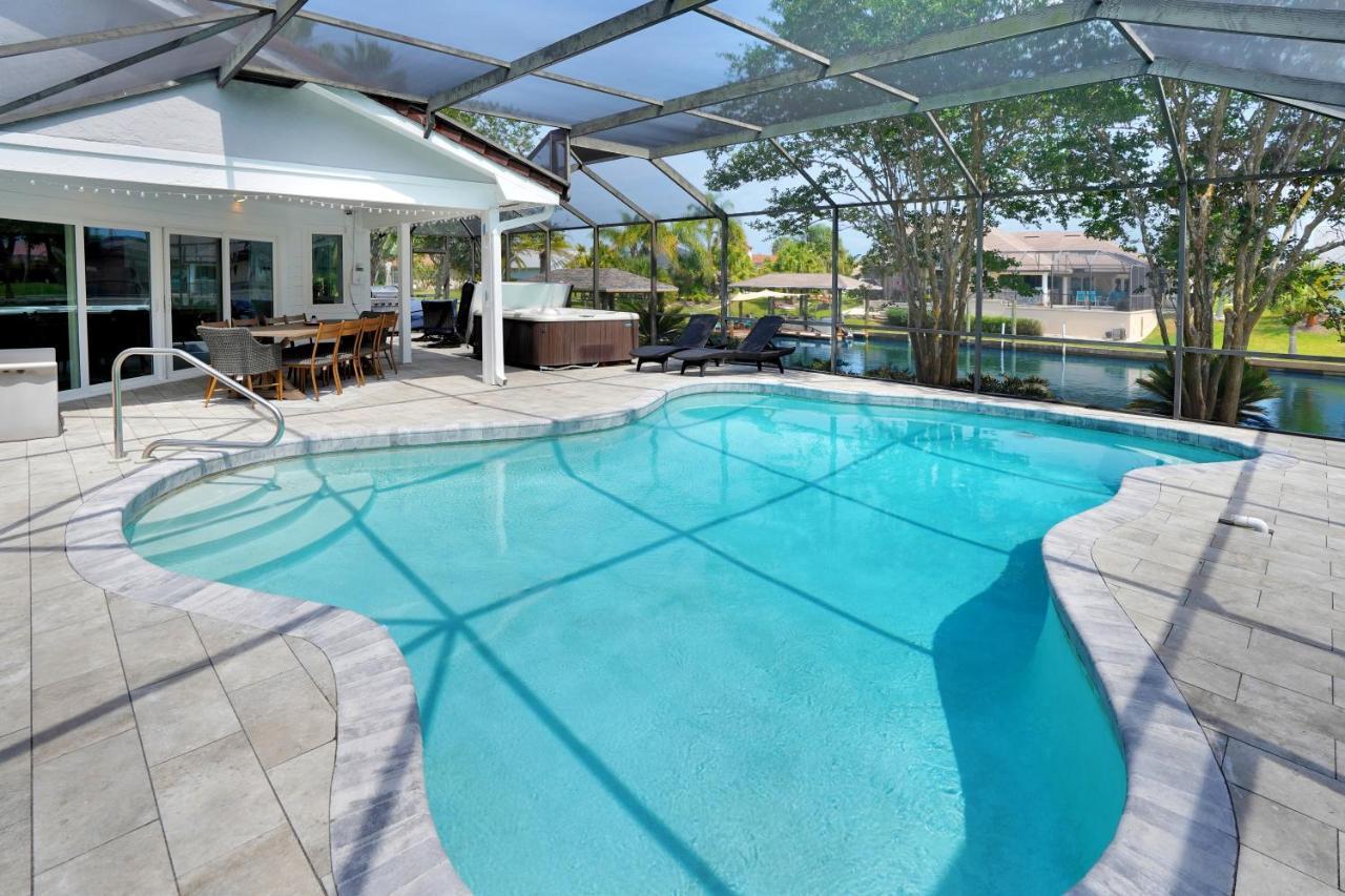 Manor On The Canal Palm Coast Exterior photo